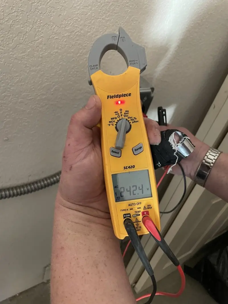 Voltage testing with clamp meter during Generator Installation in Temple Hills